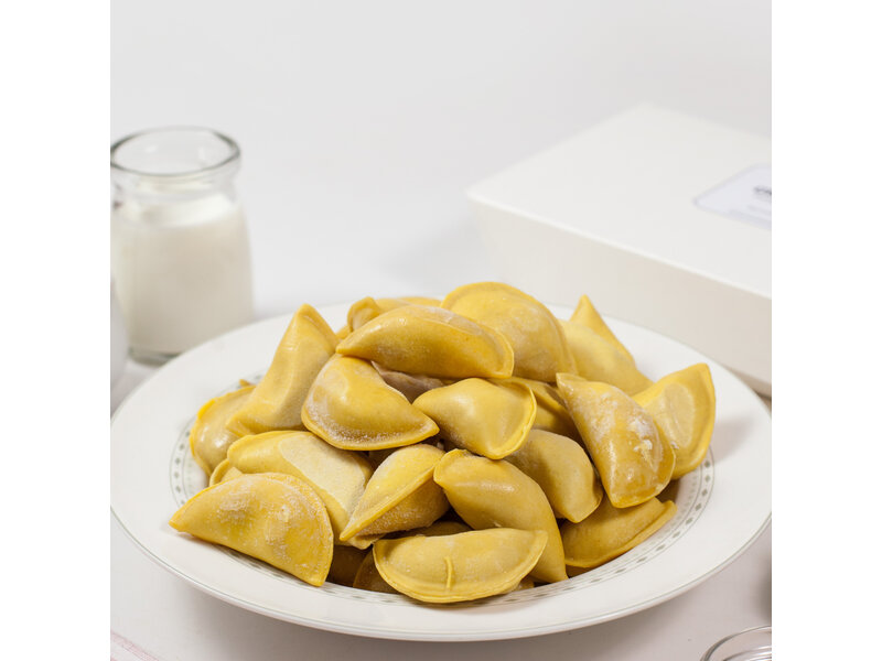 Halloumi and suluguni dumplings with fresh dill — MamaRada exclusive